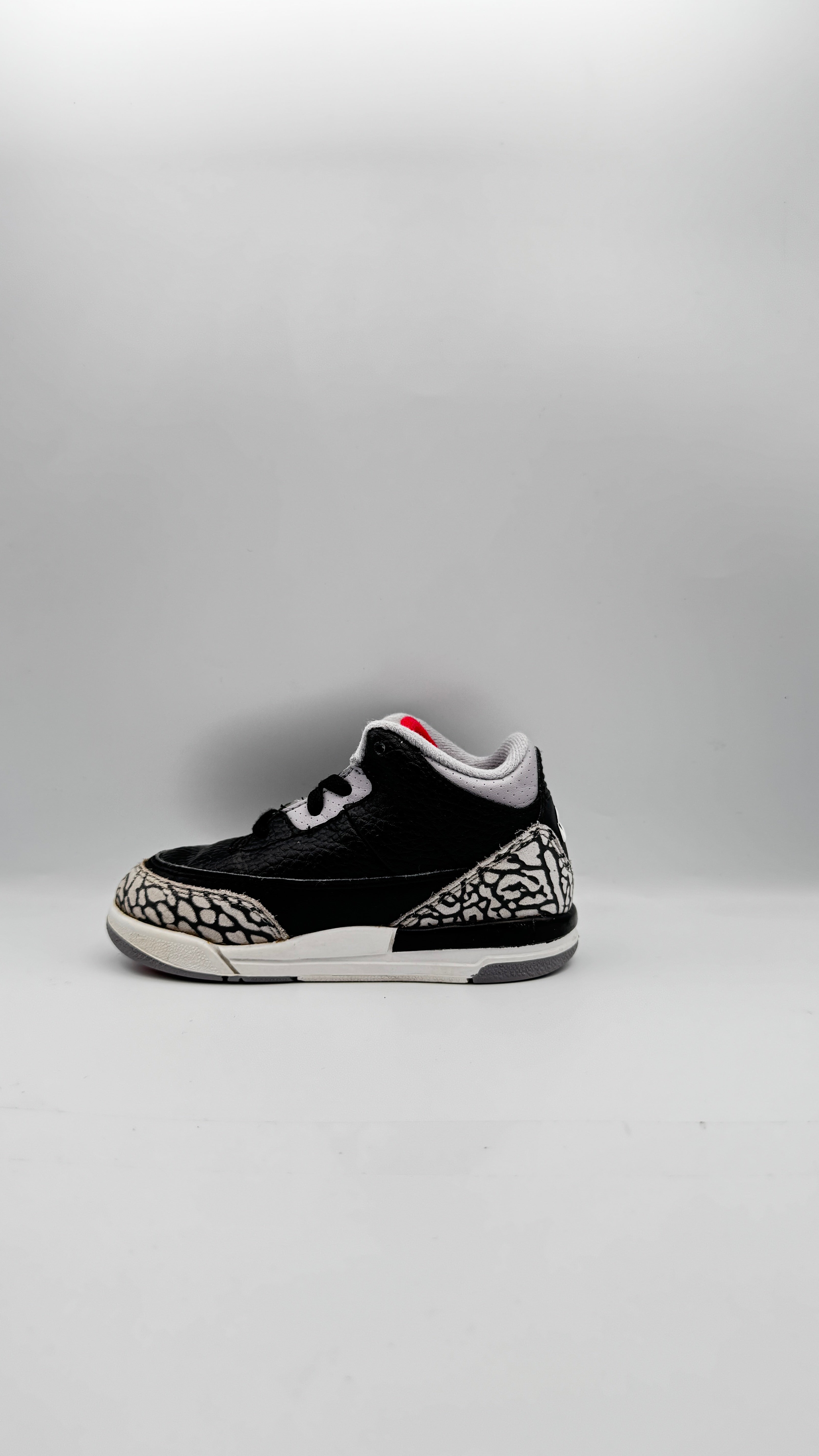 Air Jordan 3 Retro Black Cement (TD) (Preloved) UK 7.5C