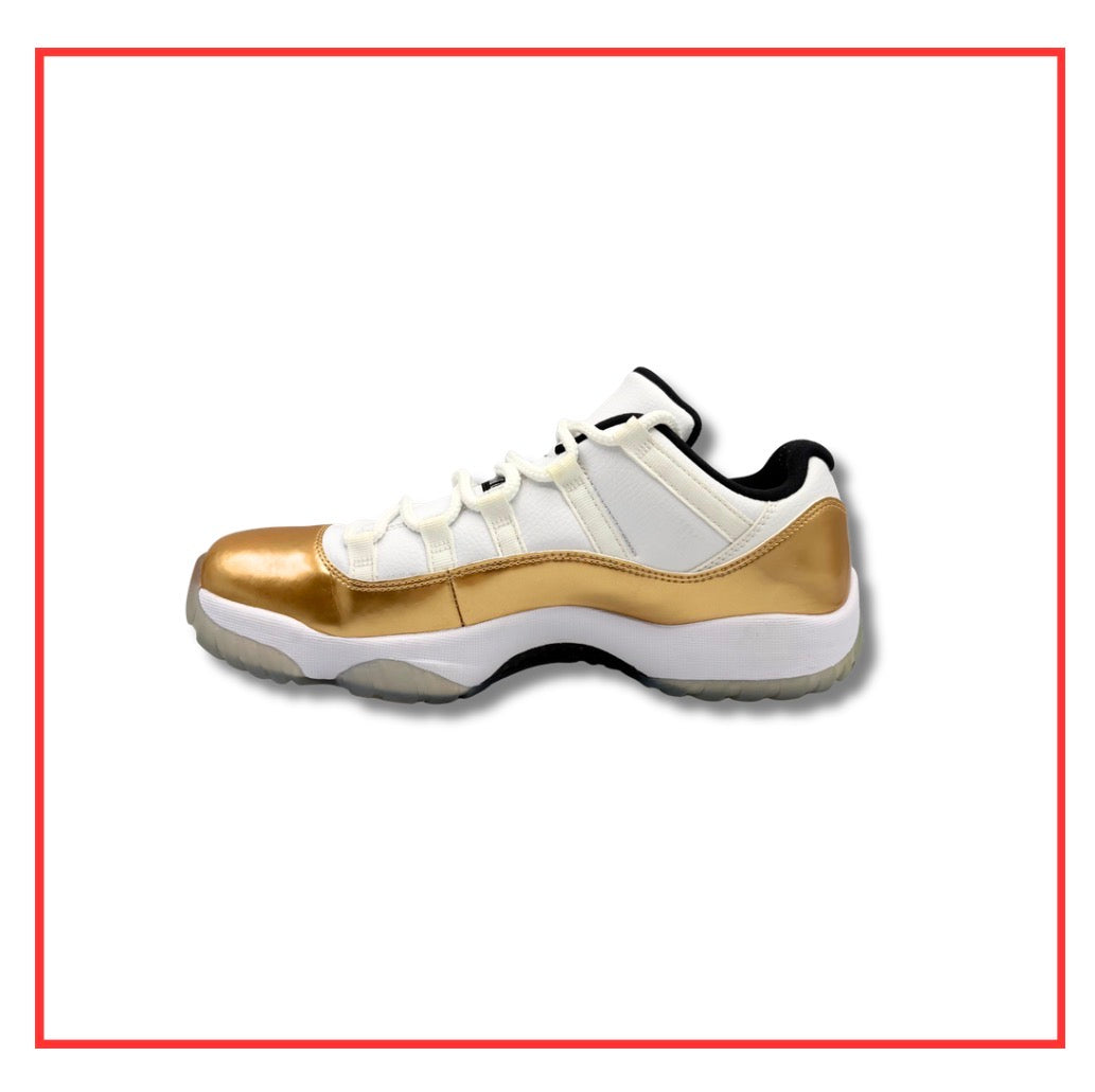 Air Jordan 11 Retro Low Closing Ceremony (Preloved) UK 9