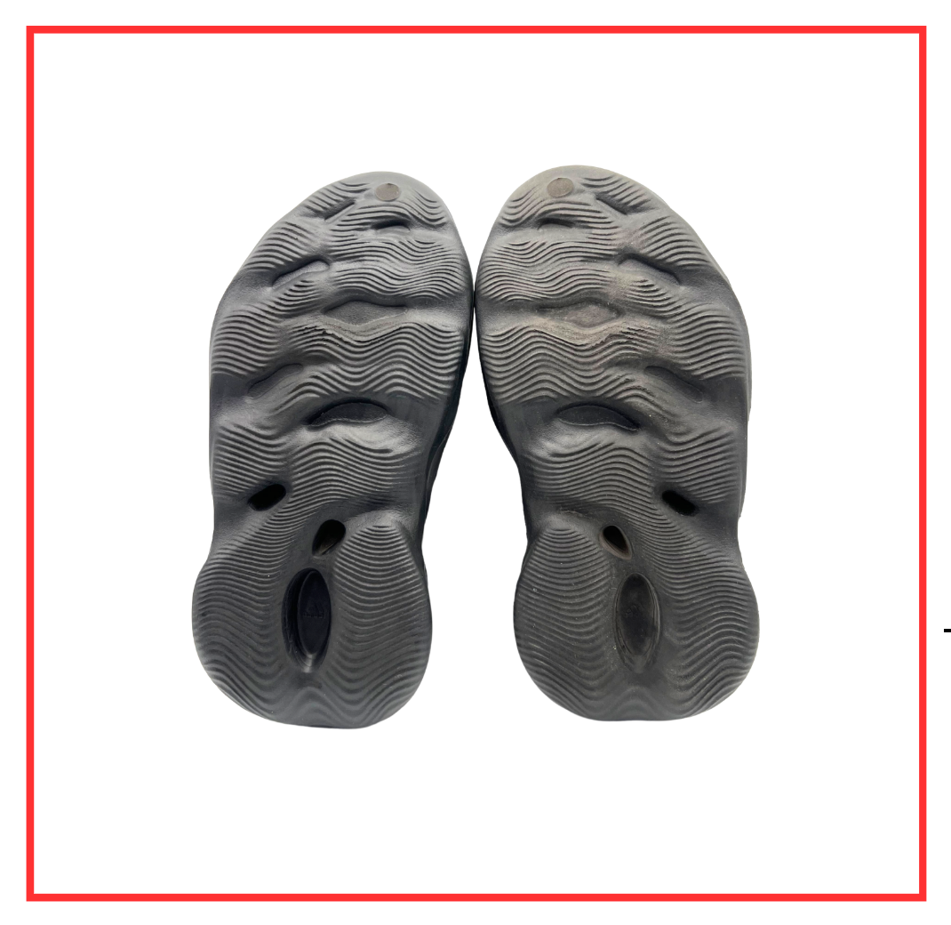 adidas Yeezy Foam Runner Onyx (Preloved) UK 6