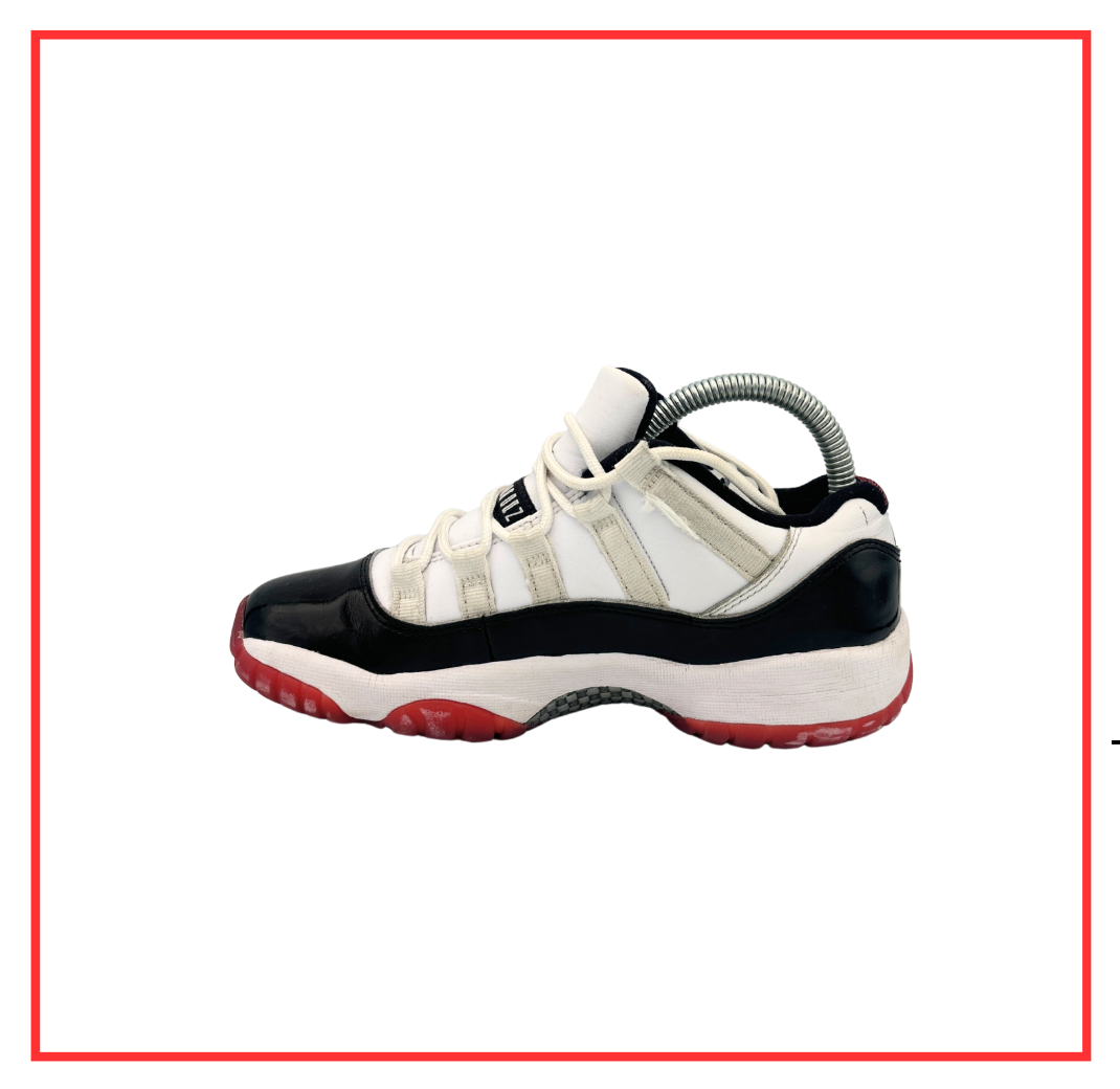 Air Jordan 11 Retro Low Concord Bred (GS) (Preloved) UK 4
