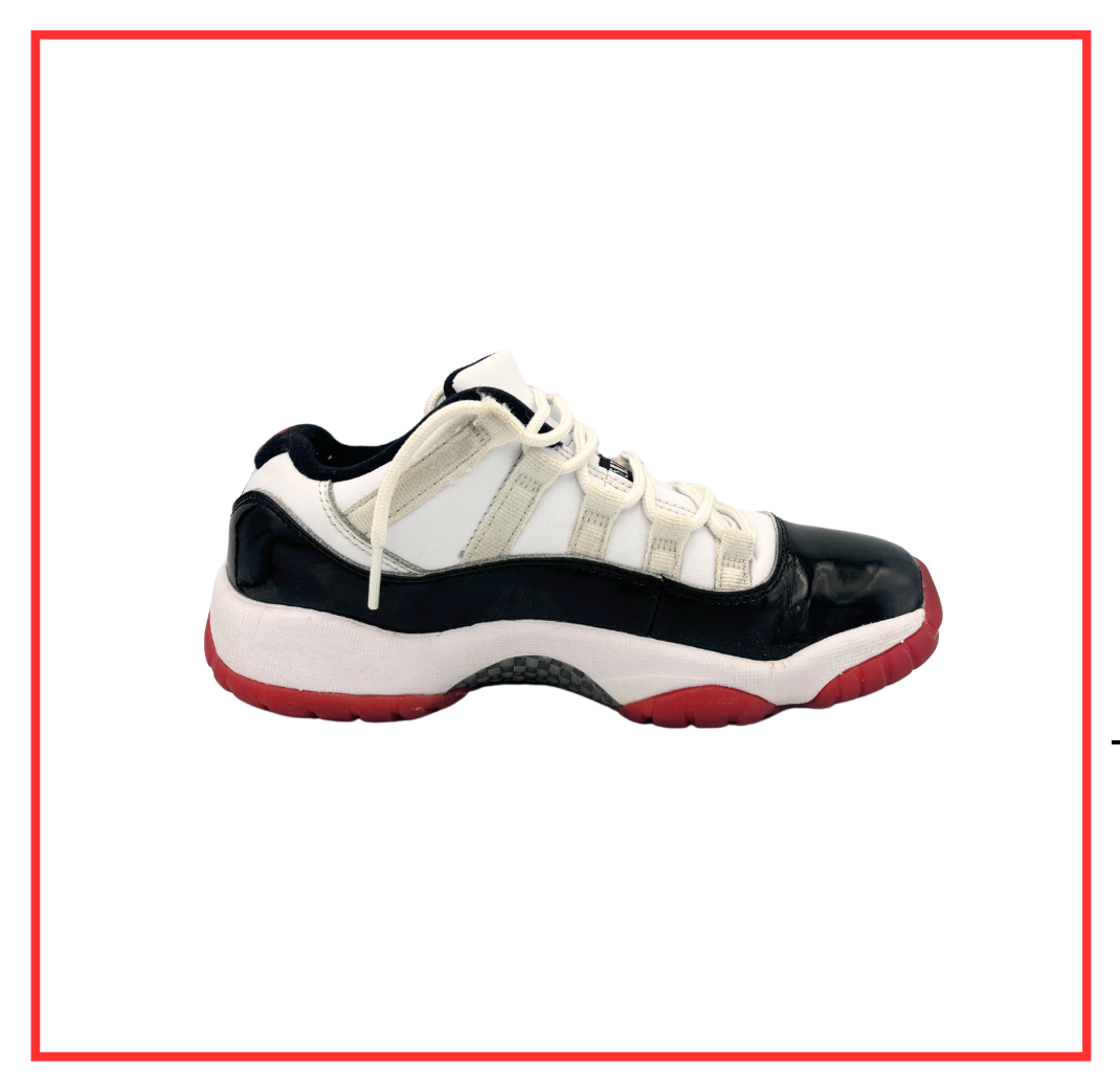 Air Jordan 11 Retro Low Concord Bred (GS) (Preloved) UK 4