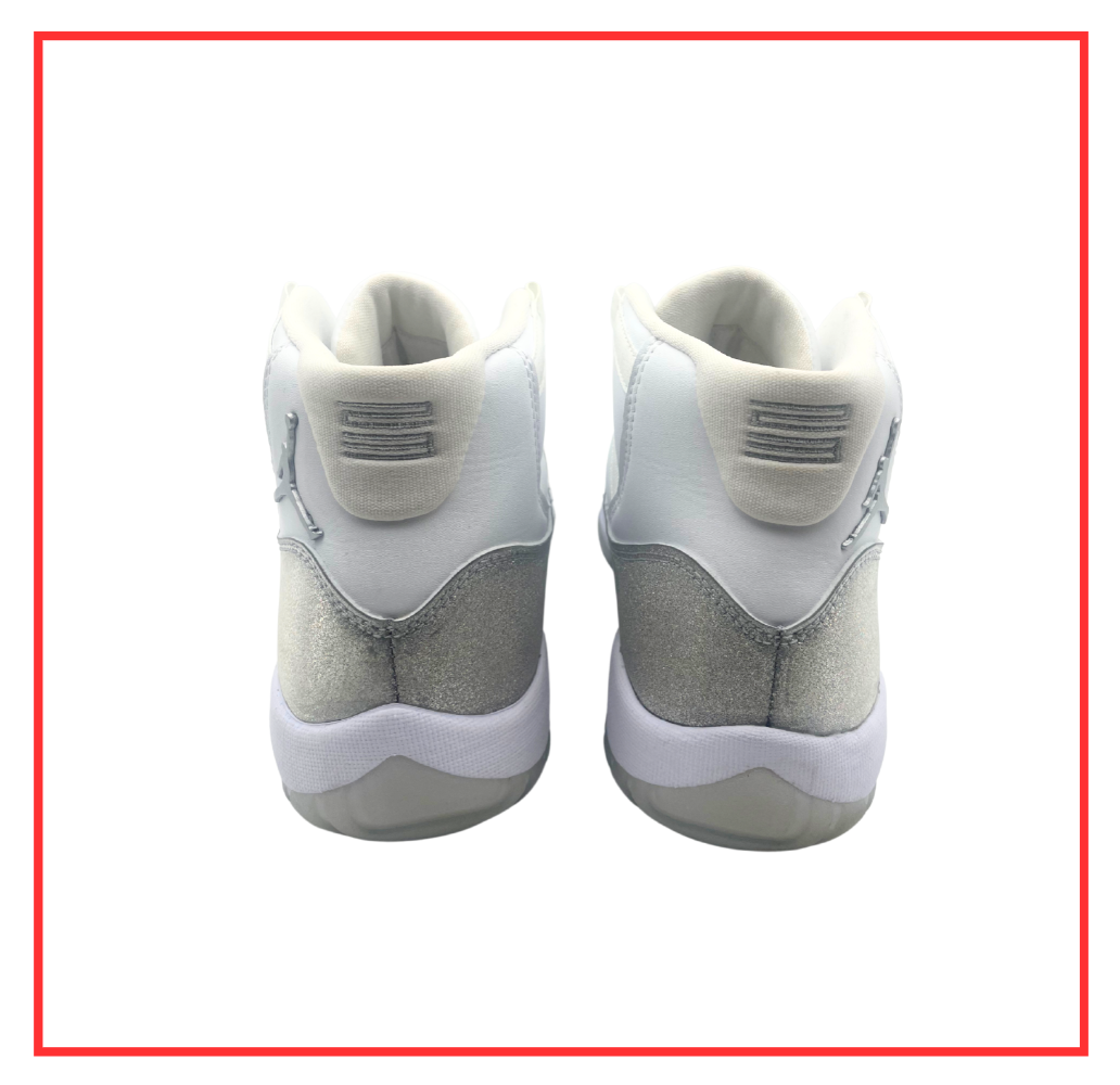 Air Jordan 11 Retro White Metallic Silver (W) (Preloved) UK 6.5