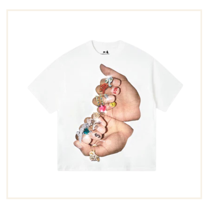 Noissey Finger Grafitti Diamond Ring Printed Tee