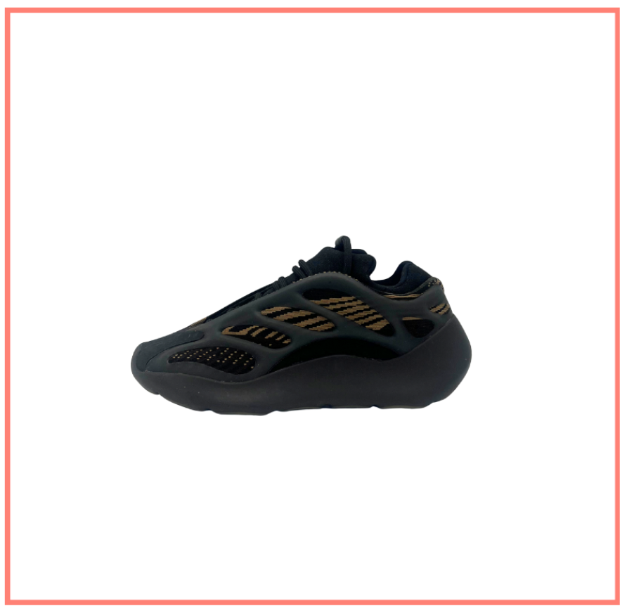 adidas Yeezy 700 v3 Clay Brown (Preloved) UK 3.5
