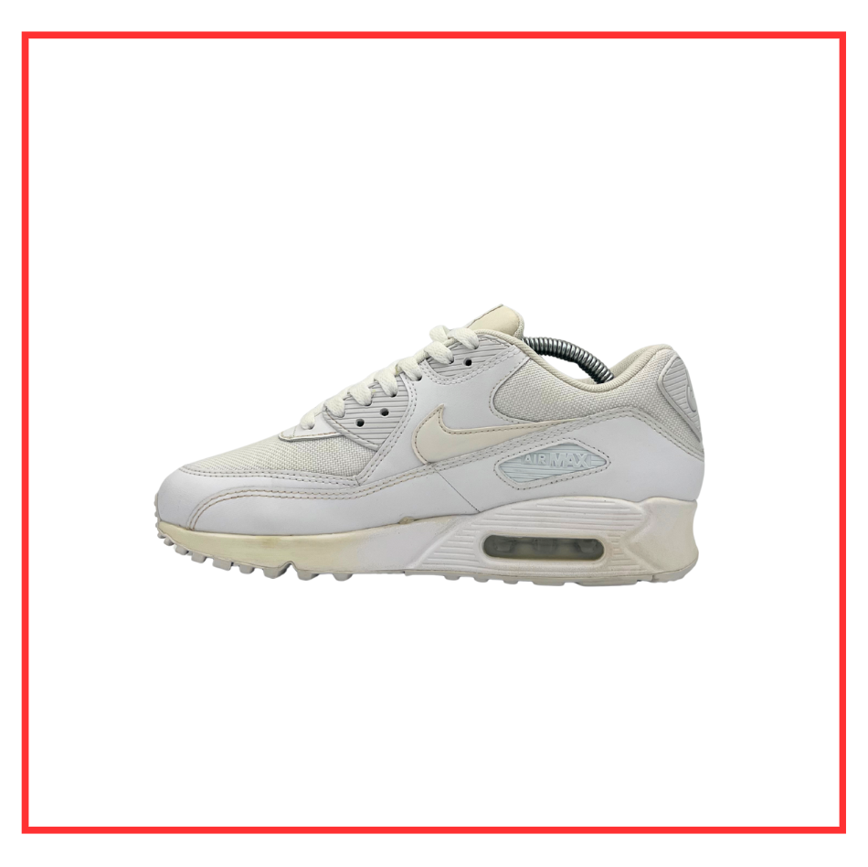 Nike Air Max 90 Triple White (Preloved) UK 6.5