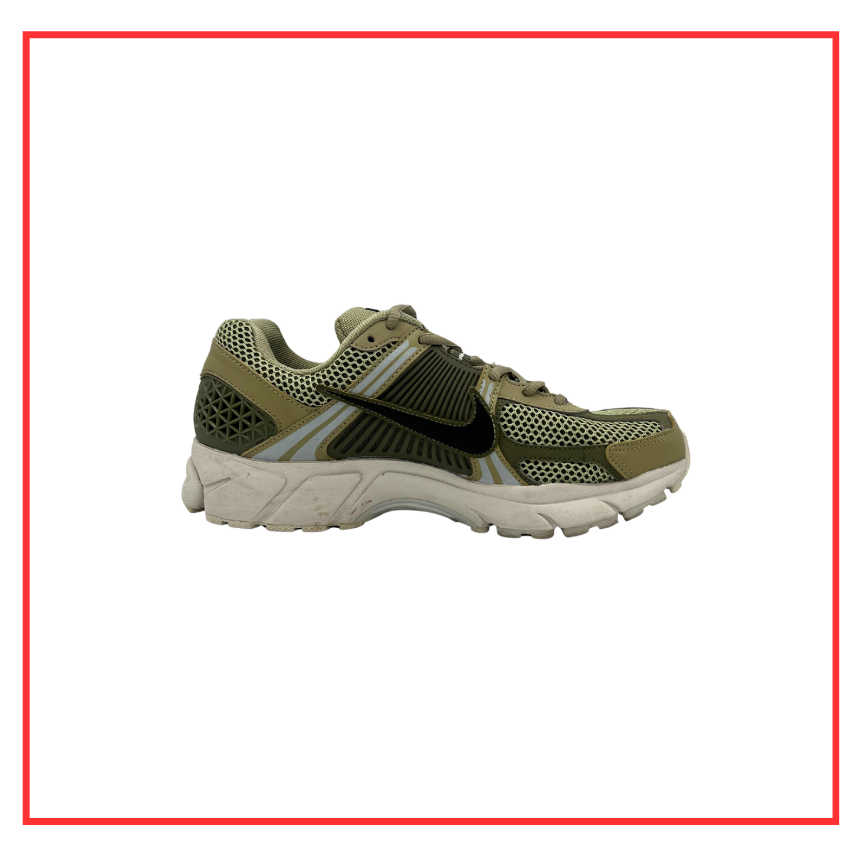 Nike Zoom Vomero 5 Neutral Olive (Preloved) UK 7