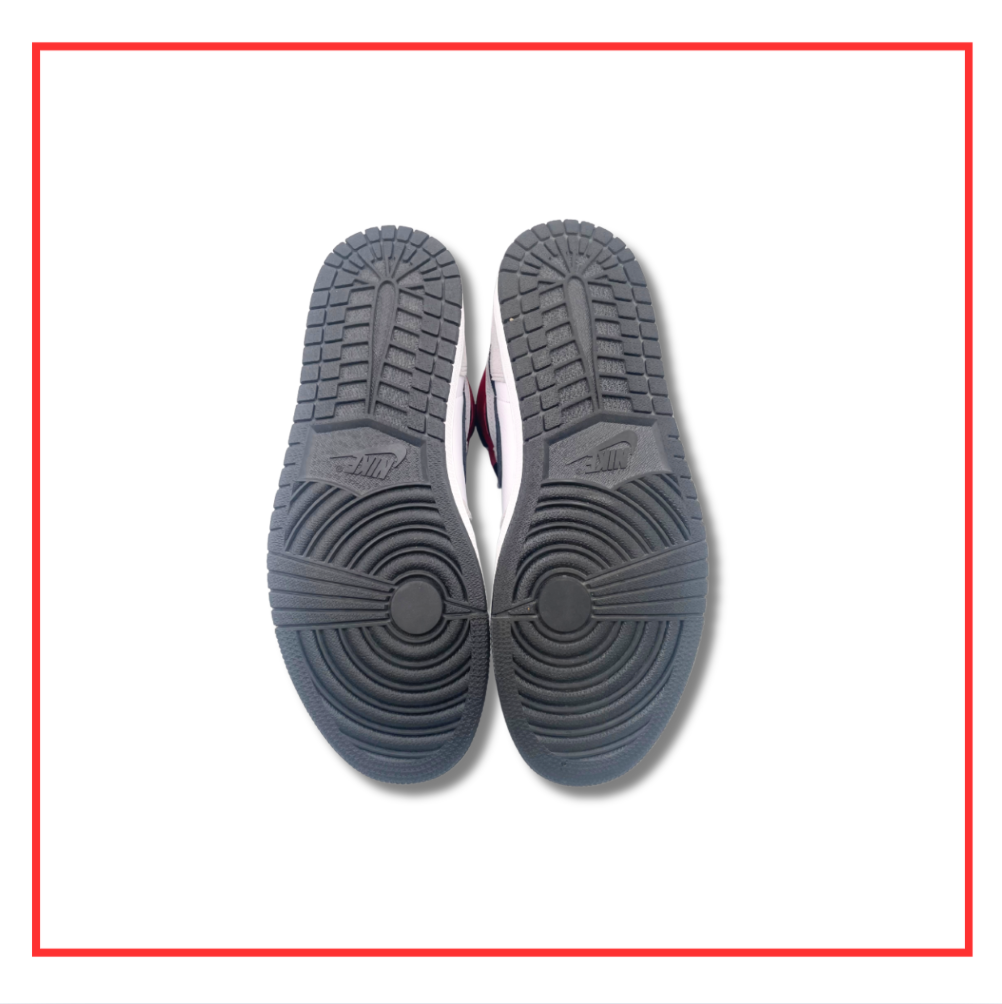 Air Jordan 1 Retro High Light Smoke Grey (Preloved) UK 9