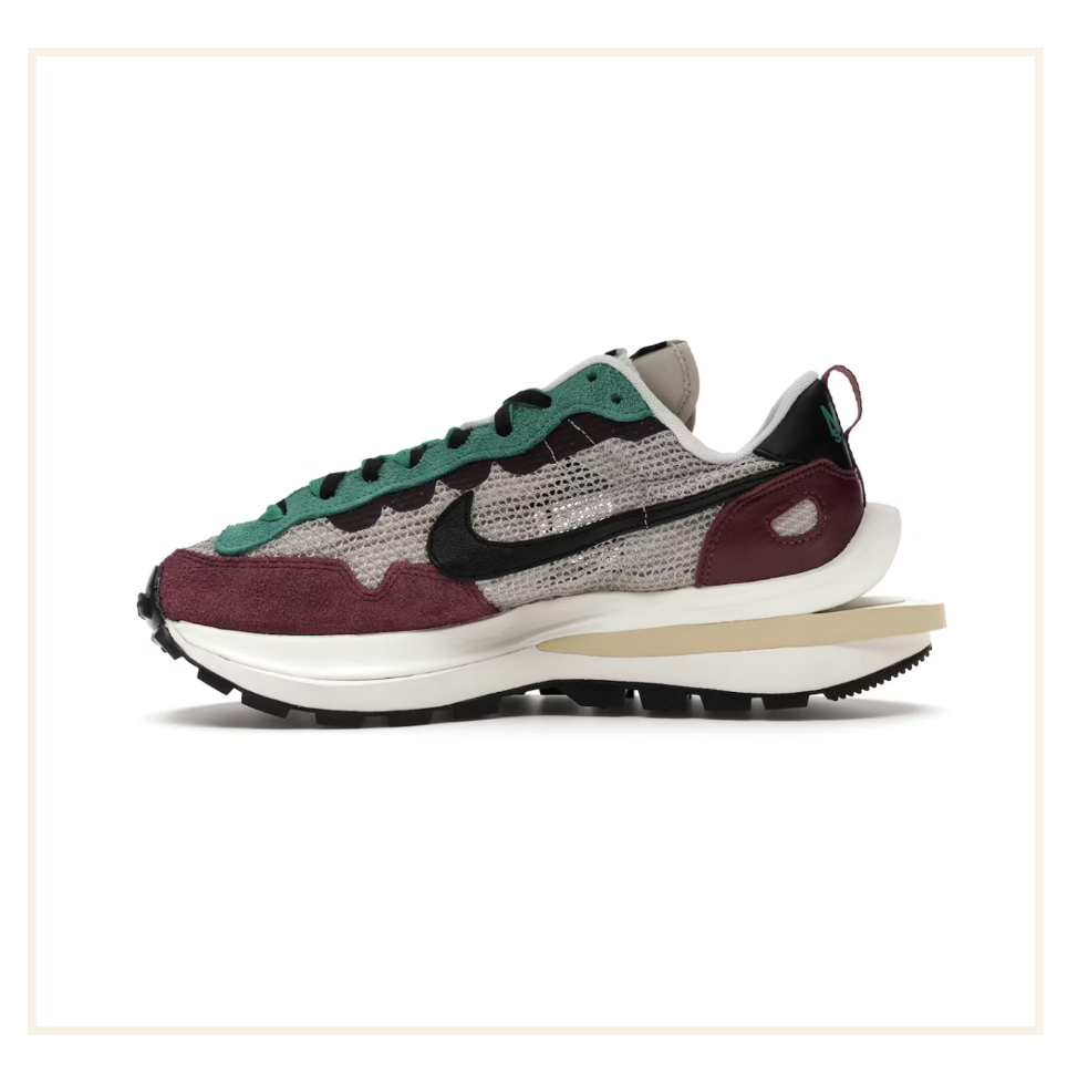 sacai x Nike VaporWaffle Villain Red Neptune Green