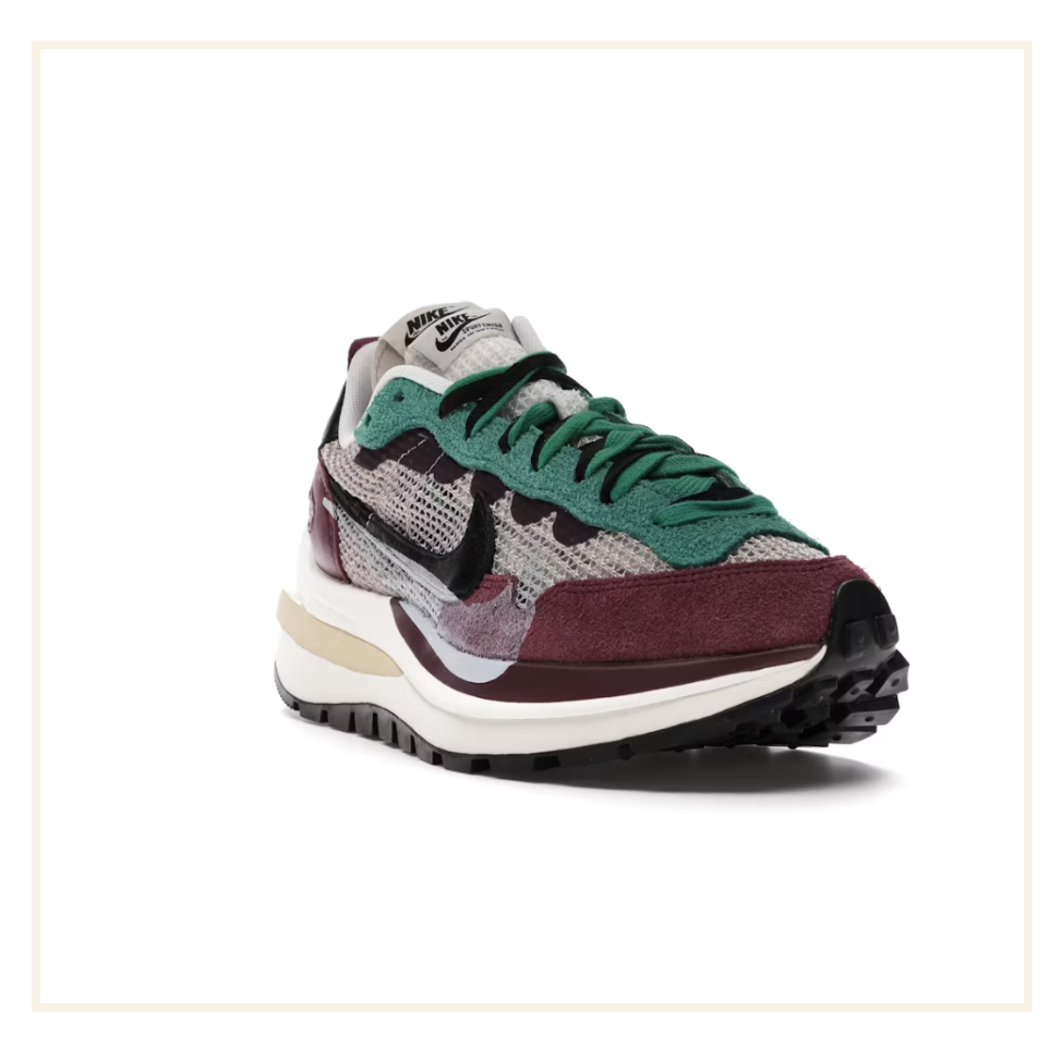 sacai x Nike VaporWaffle Villain Red Neptune Green