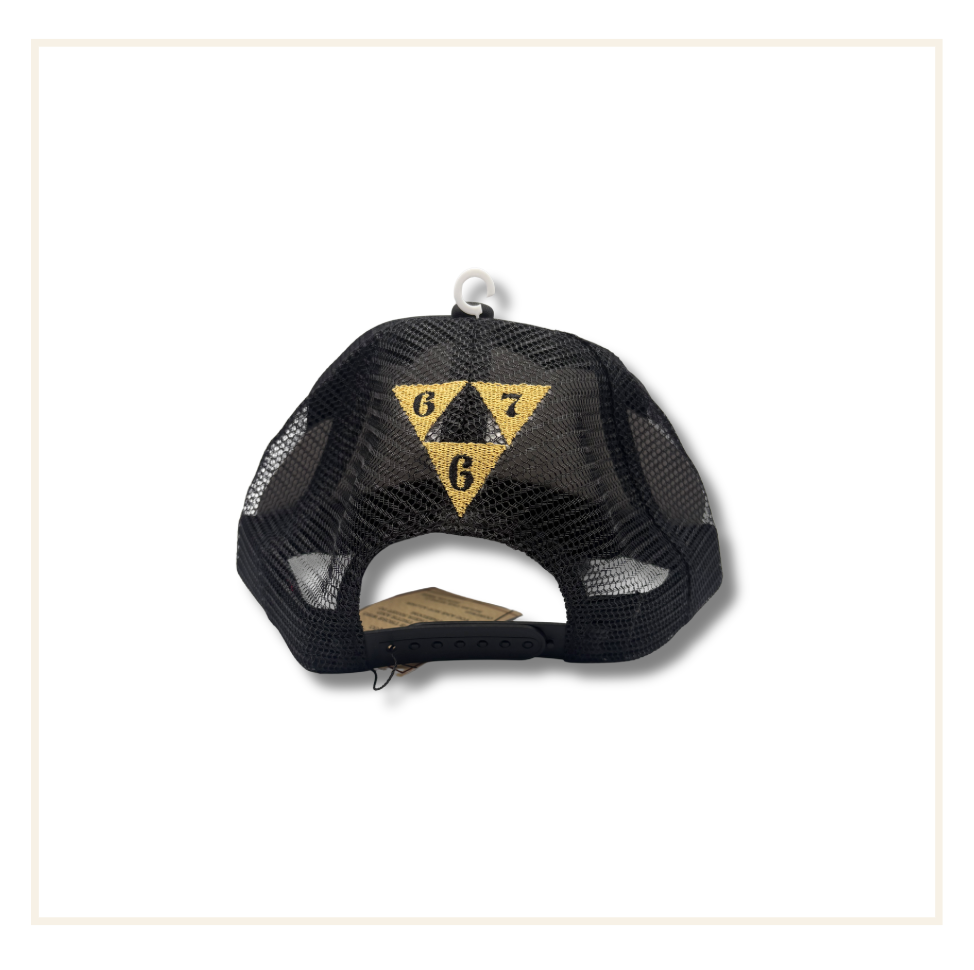 Corteiz Island Logo Trucker 667 Edition