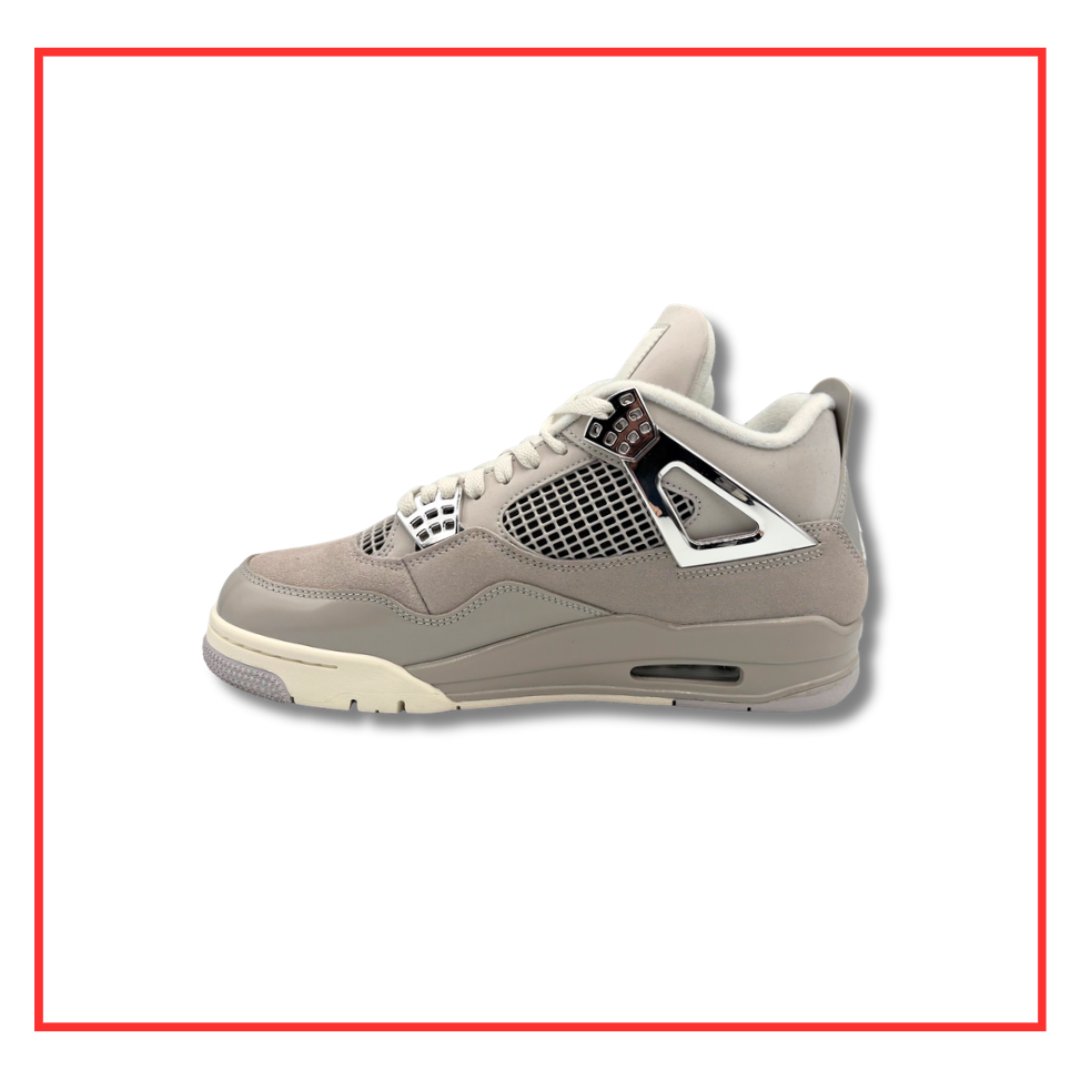 Air Jordan 4 Retro Frozen Moments (W) (Preloved) UK 7.5