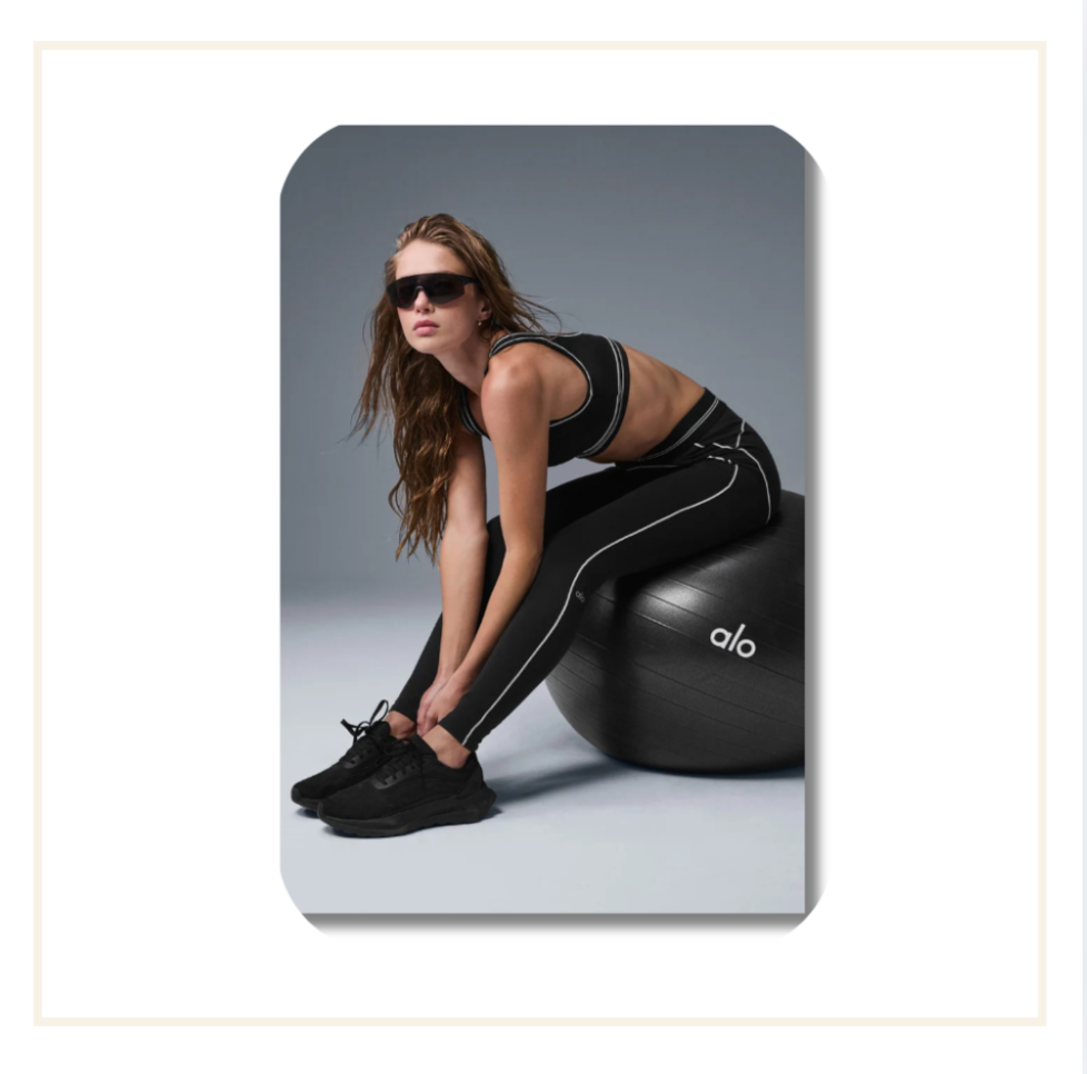 ALO Airbrush High-Waist Heart Throb Legging Black White