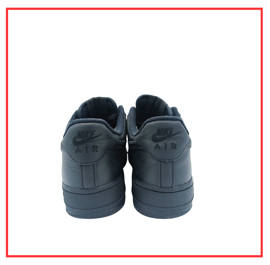 Air Force 1 Low Triple Black (Preloved) UK 8