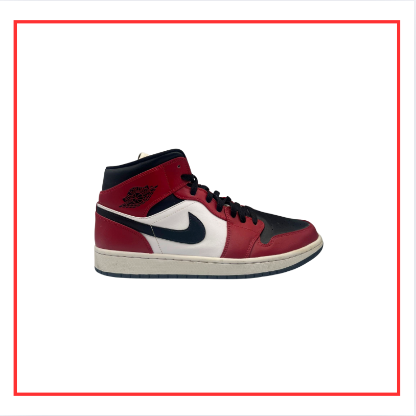 Air Jordan 1 Mid Chicago Black Toe (Preloved) UK 11