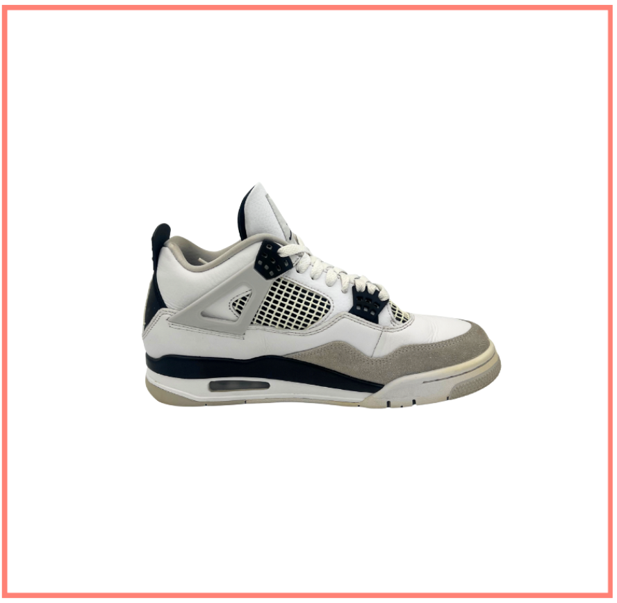 Air Jordan 4 Retro Military Black (Preloved) UK 7