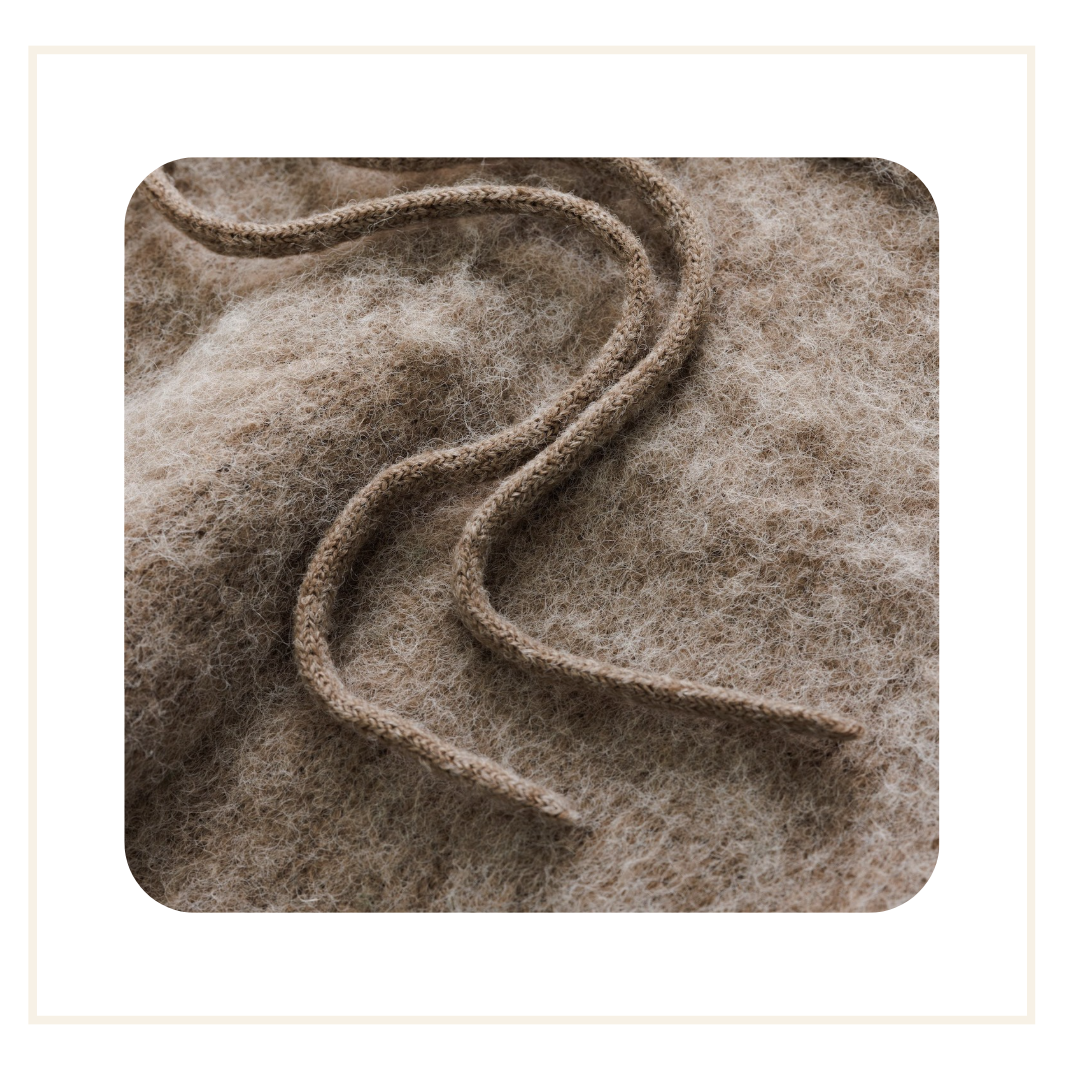 Bénir Mohair Knit Jogger Taupe