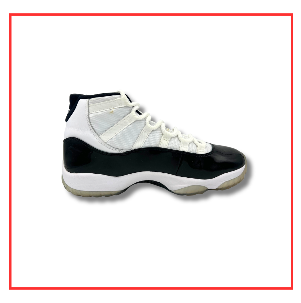 Air Jordan 11 Retro Concord (Preloved) UK 9