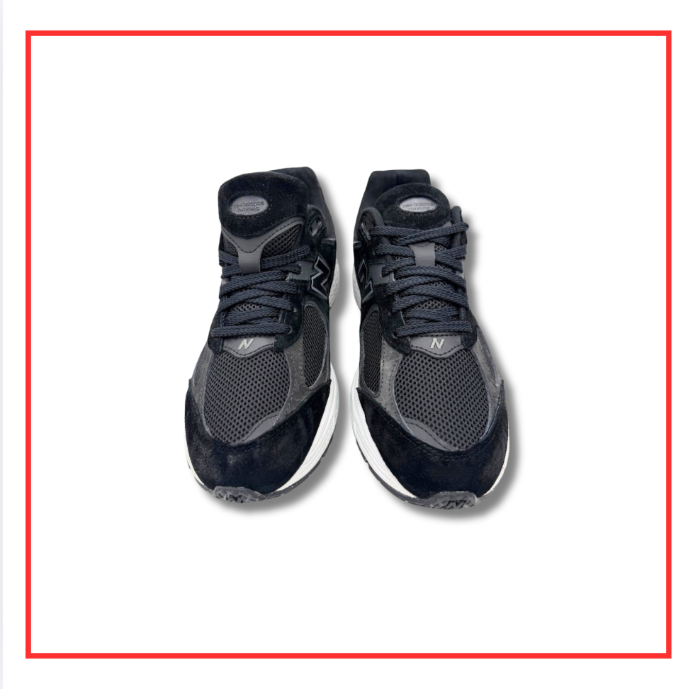 New Balance 2002R Black Gunmetal (Preloved) UK 9