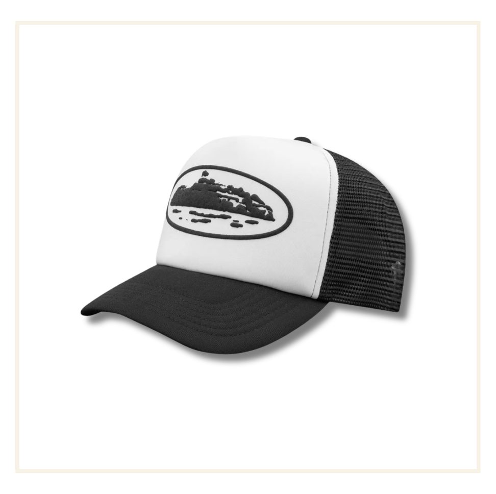 Corteiz Alcatraz Puff Print Trucker Hat White Black